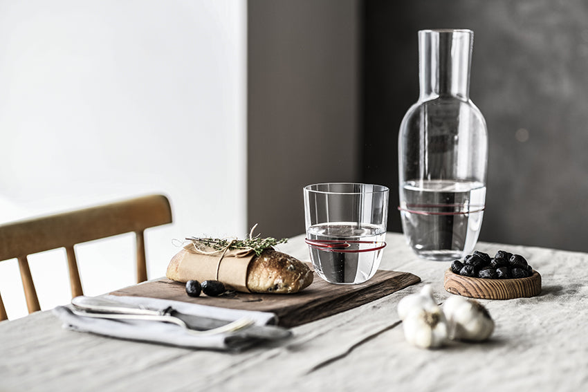 Zwiesel Glas Aura – zestaw z karafką i 2 szklankami typu tumbler, czerwony – 3 sztuki