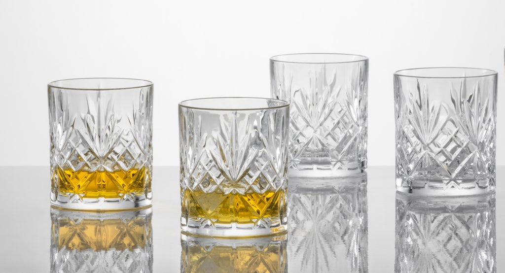 Schott Zwiesel Show Whisky Glass 33.4 Cl - 4 Pieces
