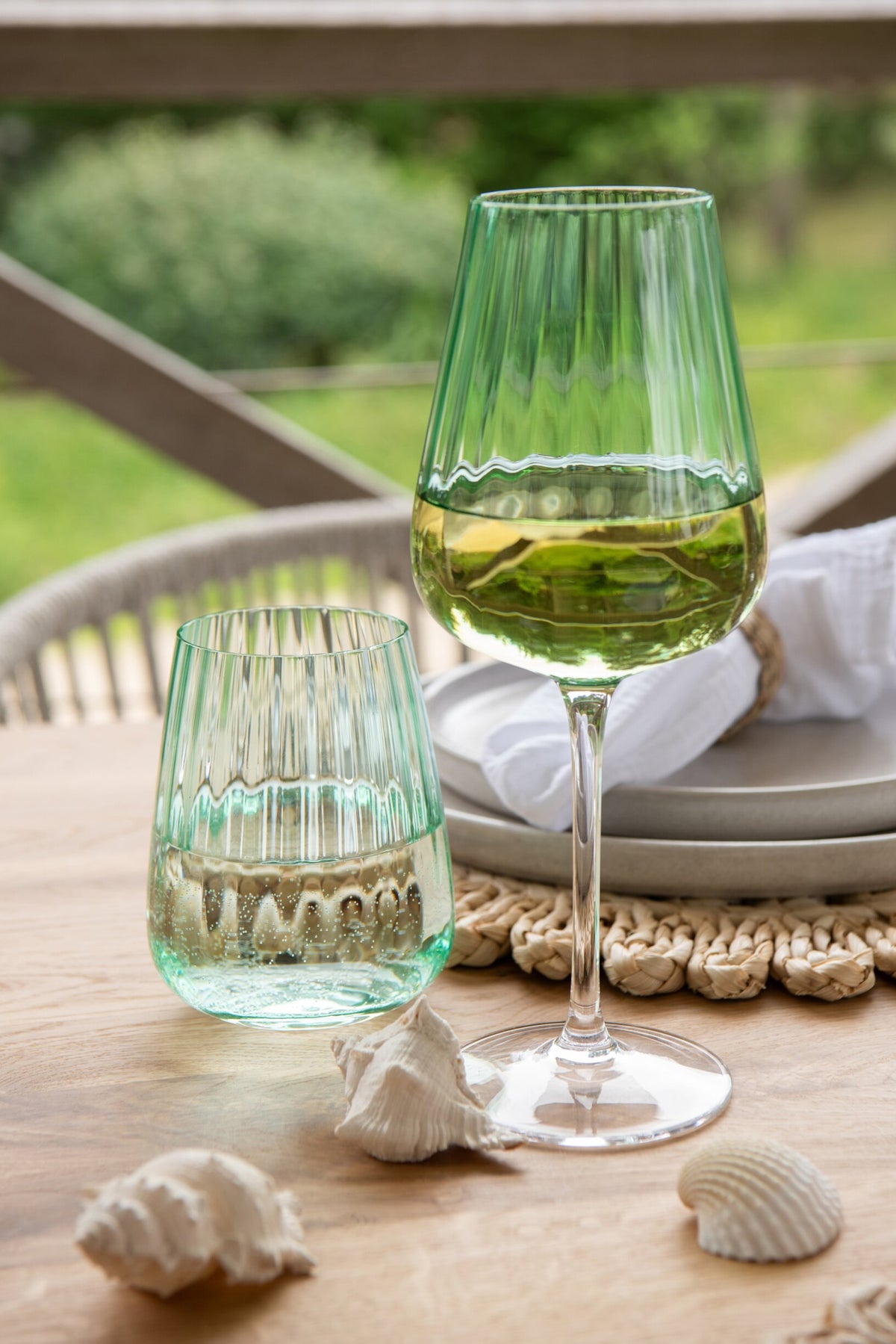 J-Line Ribbed Green Wine Glass, 56.6 cl