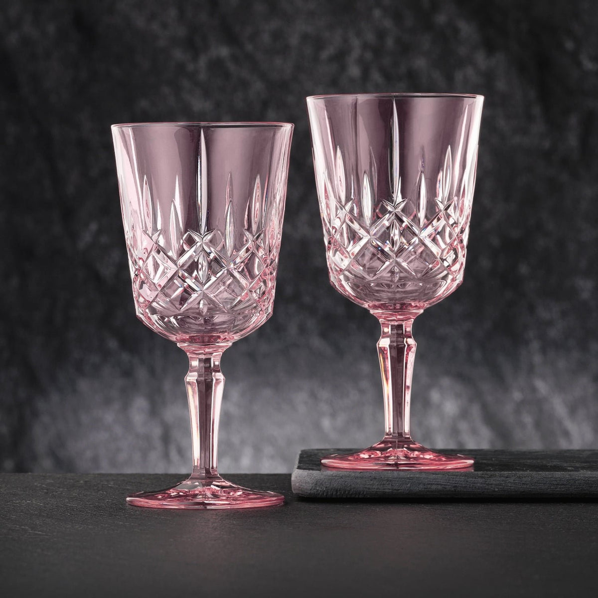 Nachtmann Noblesse Wijnglas 35,5 Cl Roze - 2 Stuks - Glazen.nl